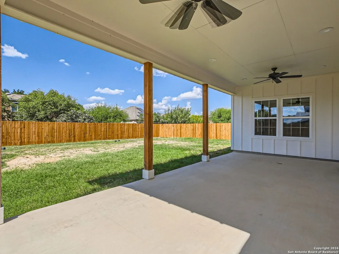 Photo of 8501 UTOPIA BLVD