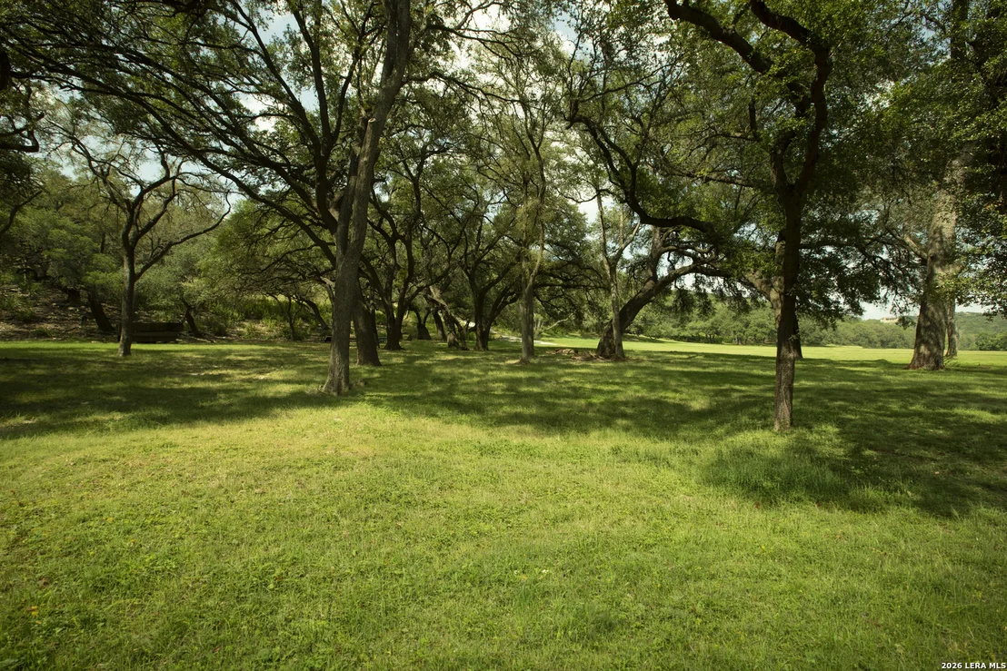 Photo of 325 RIVER RDG