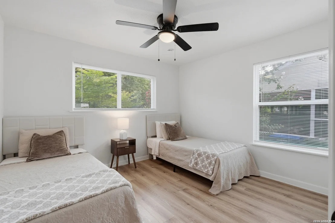 Photo of 414 Clower