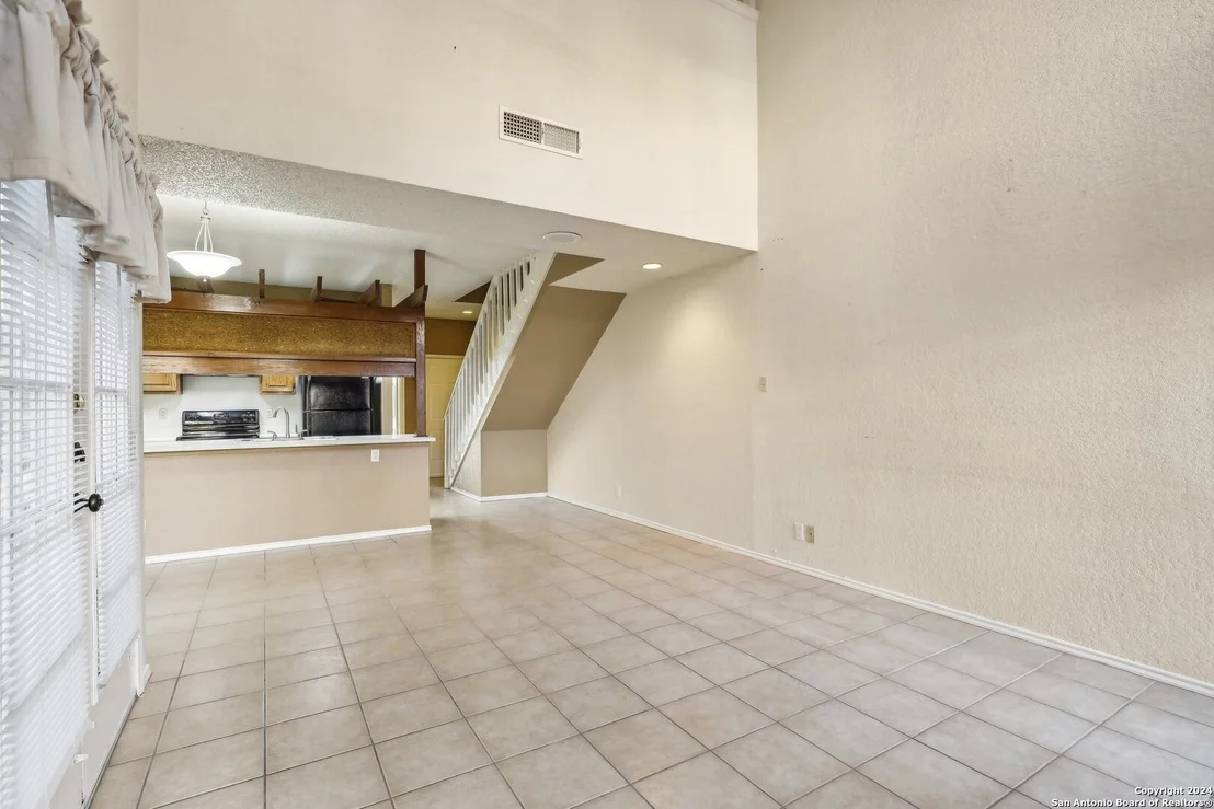 Photo of Unit 259 at 8633 DATAPOINT DR