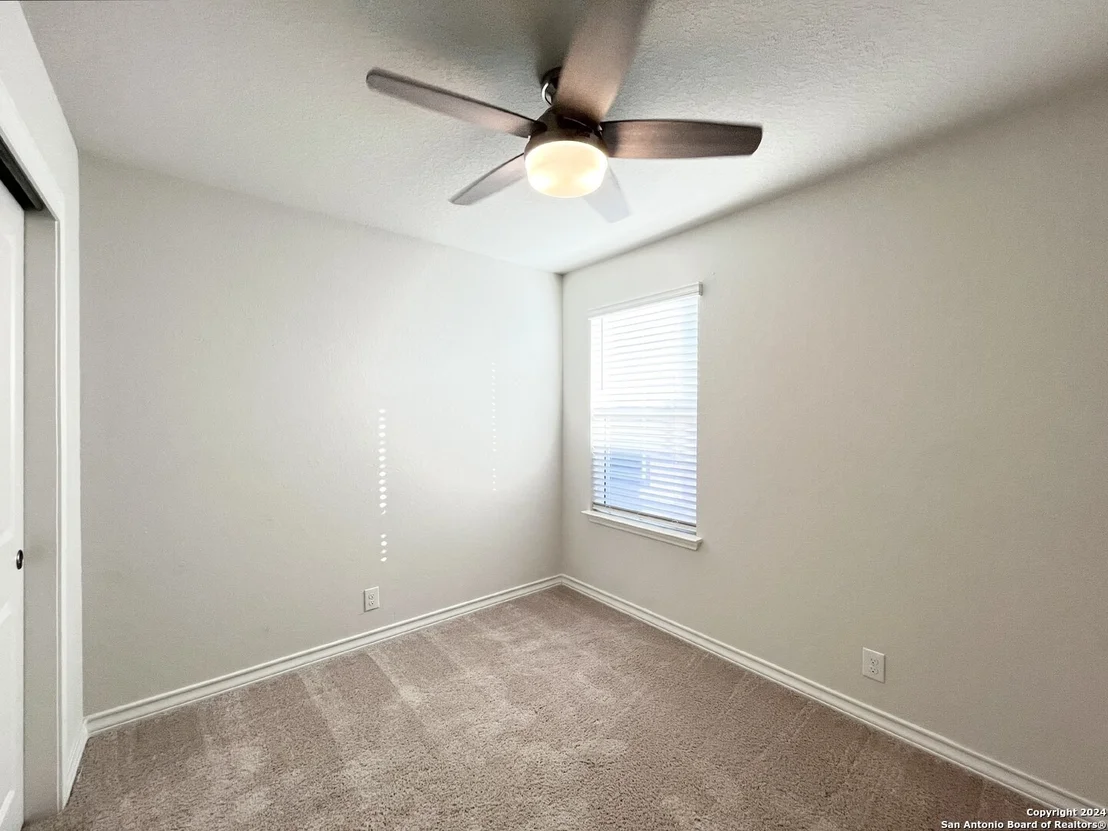 Photo of 22118 PIVOT PT