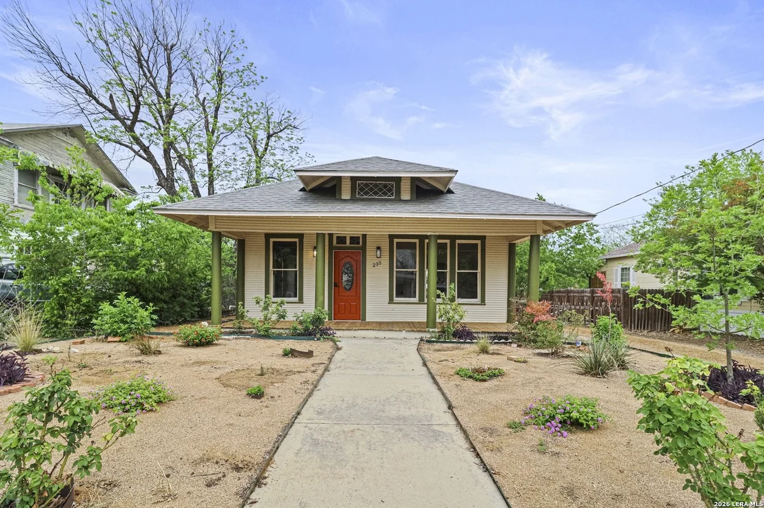 Photo of 235 CORNELL AVE