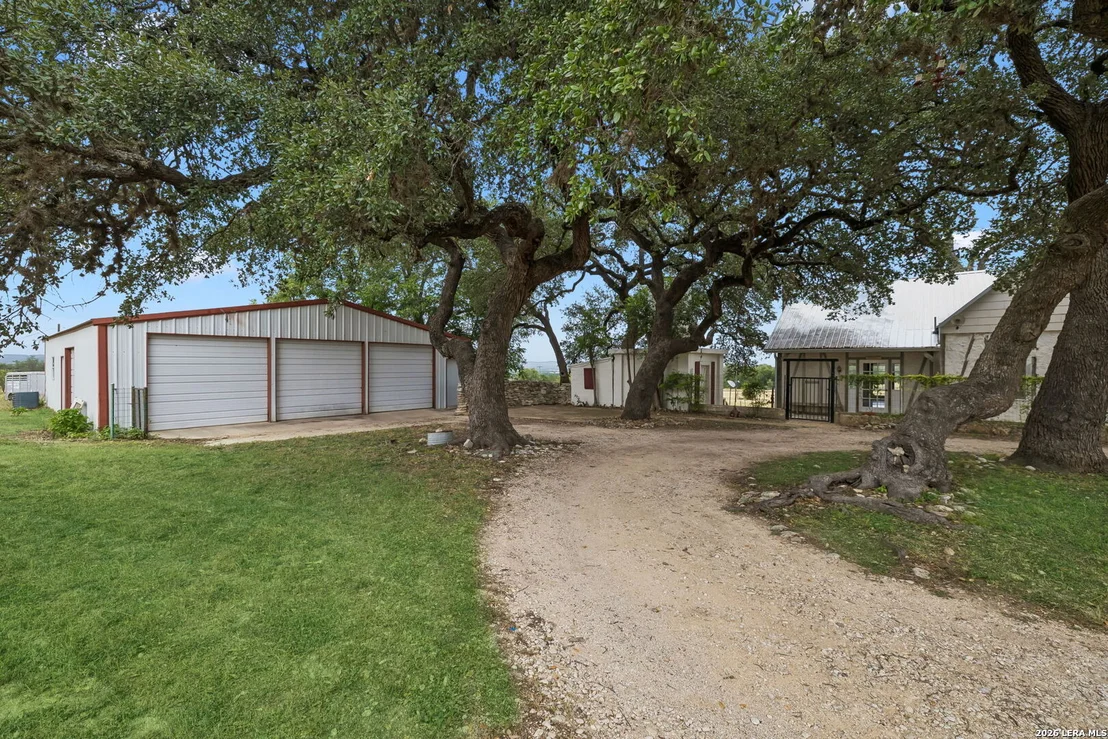 Photo of 48 Holiday Rd