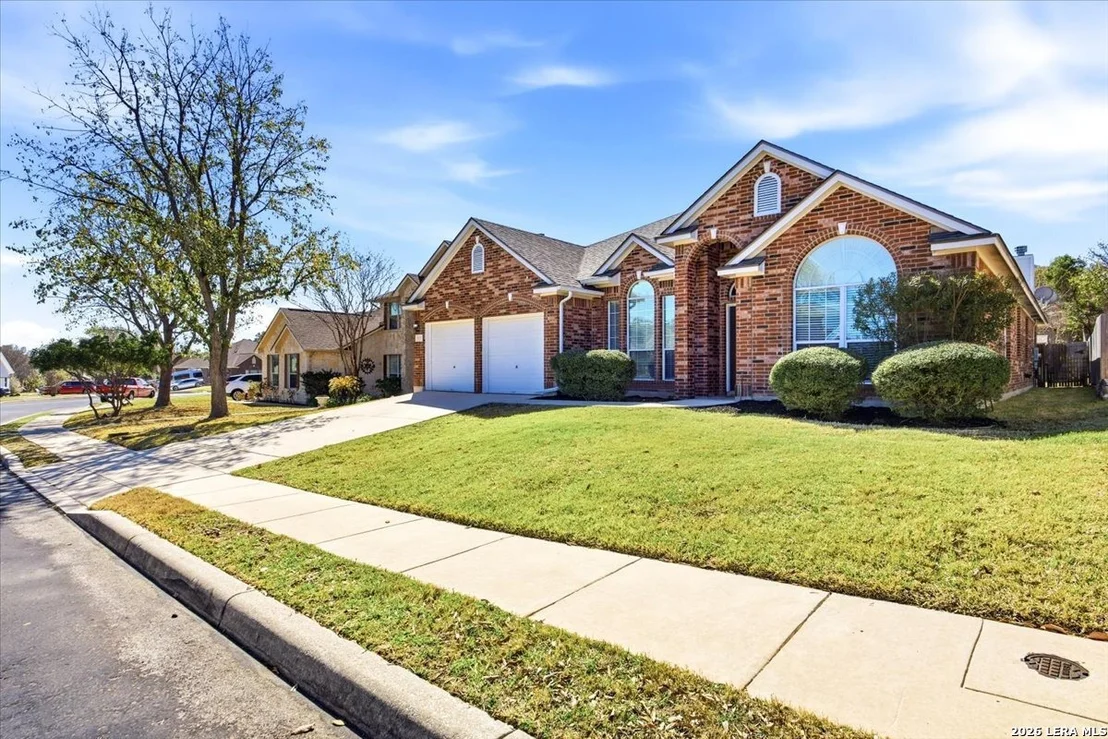 Photo of 13115 Five Brks