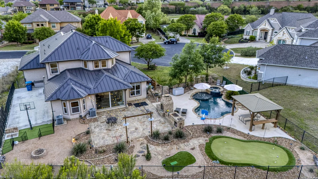 Photo of 18118 Resort View