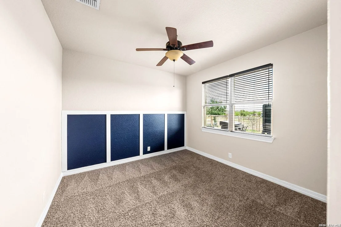Photo of 11816 Field Bend