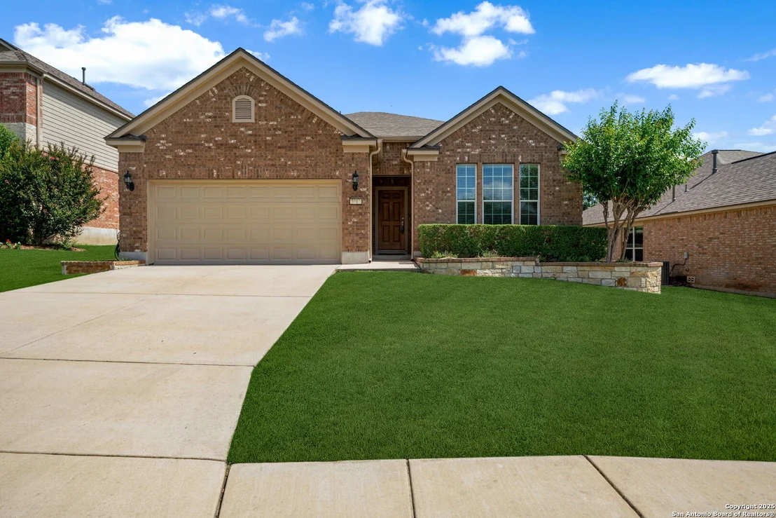 Photo of 1014 Windy Pond