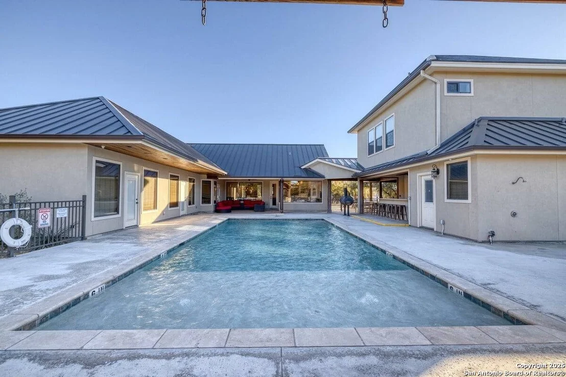 Photo of 1127 Mountain Valley