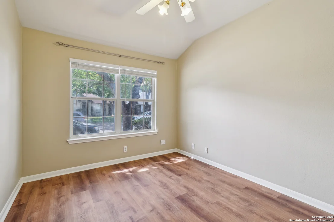 Photo of 1117 Rivertree Dr.