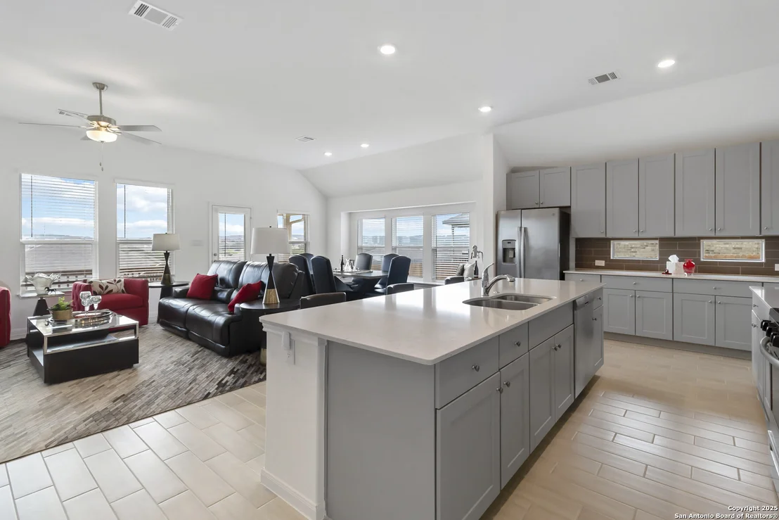 Photo of 5433 Flutter Ln