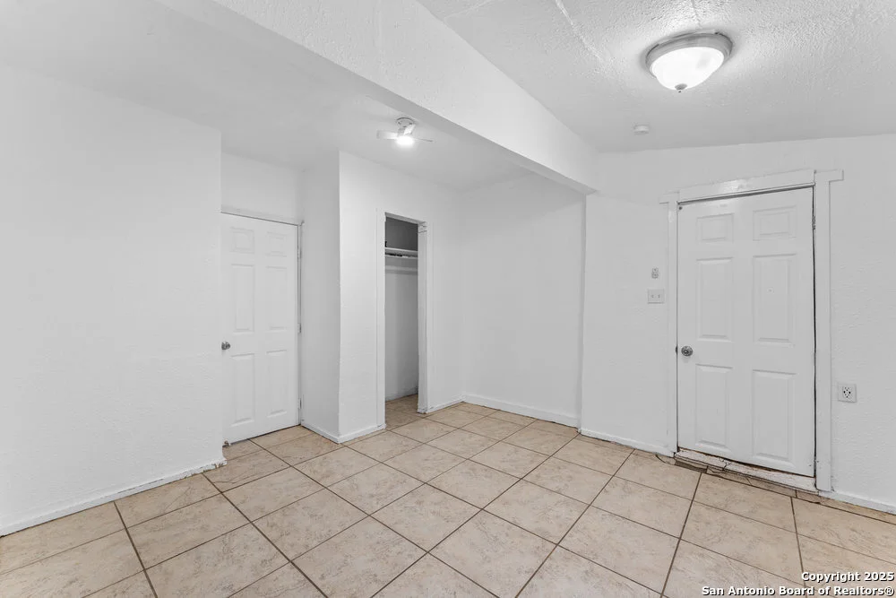 Photo of 373 Avenue I