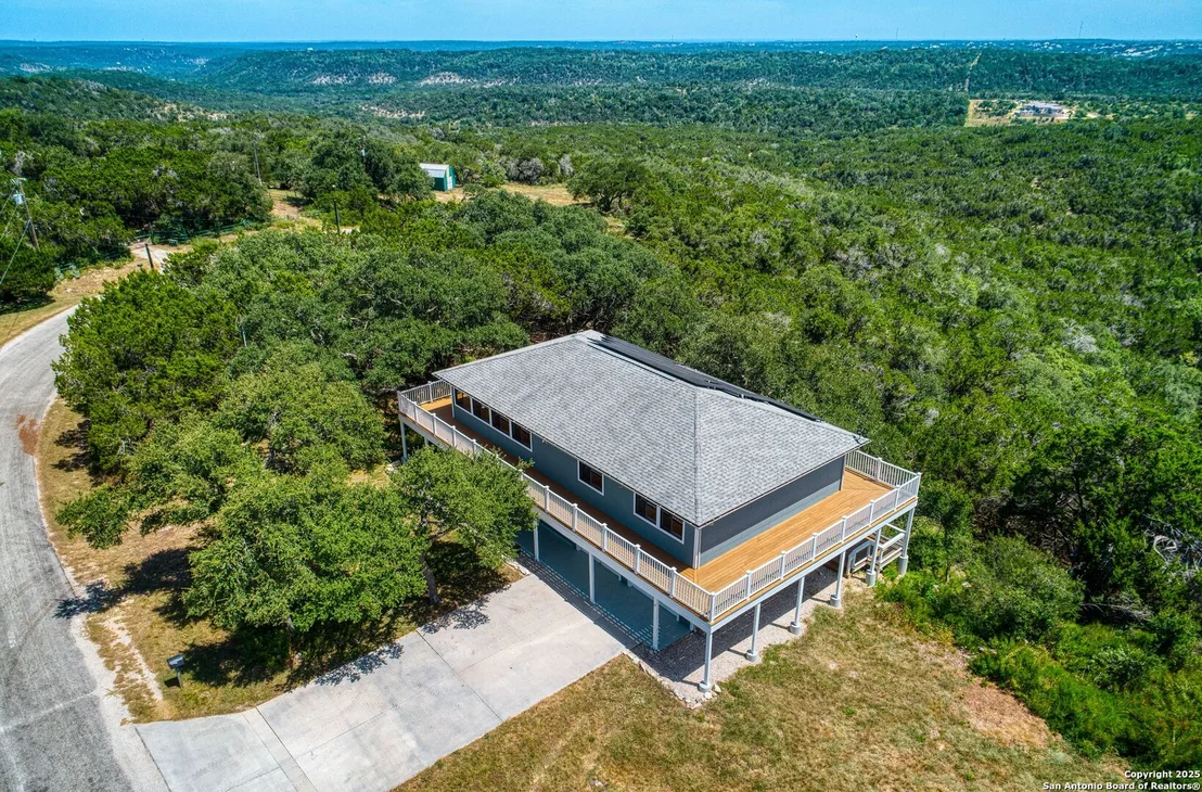 Photo of 200 Cedar Park
