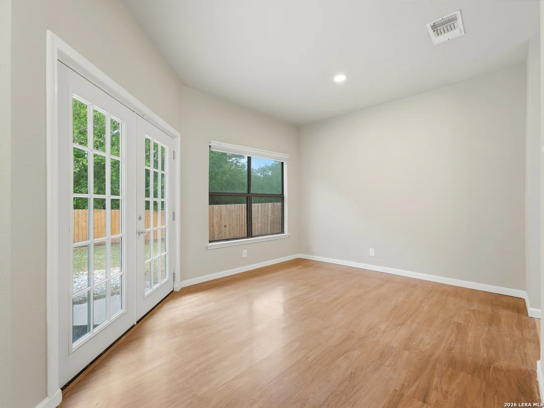 Photo of 7914 WAYSIDE TRL