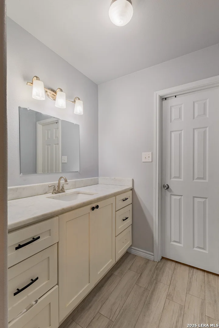 Photo of 2388 Oak Breeze Circle