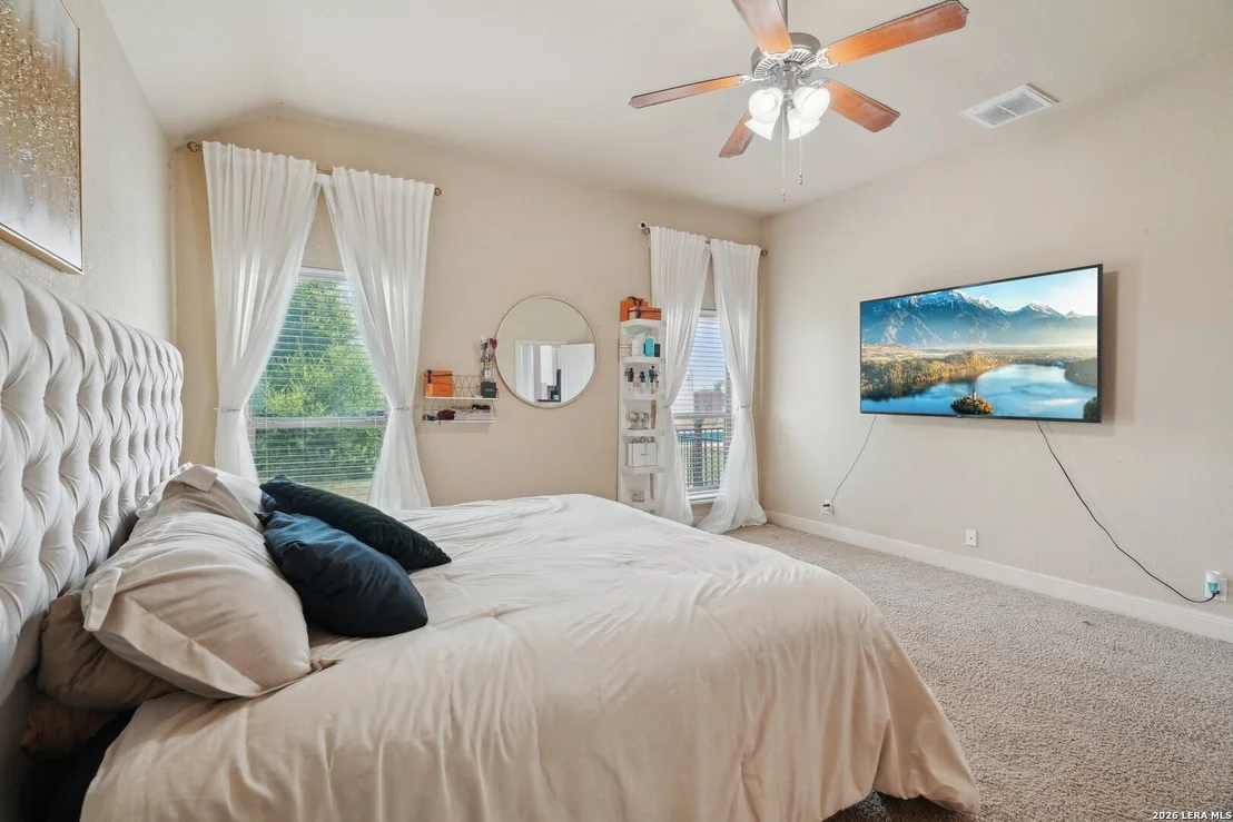 Photo of 7027 LAURA HTS