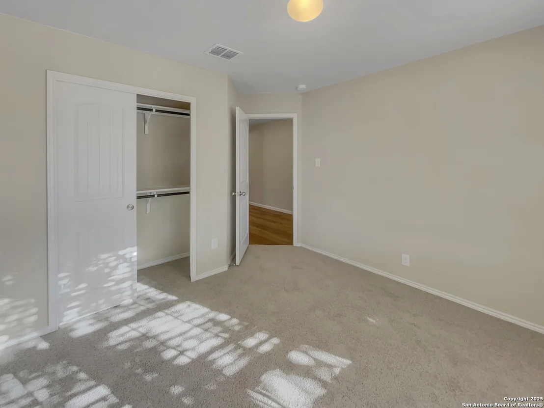 Photo of 8926 Double Oak