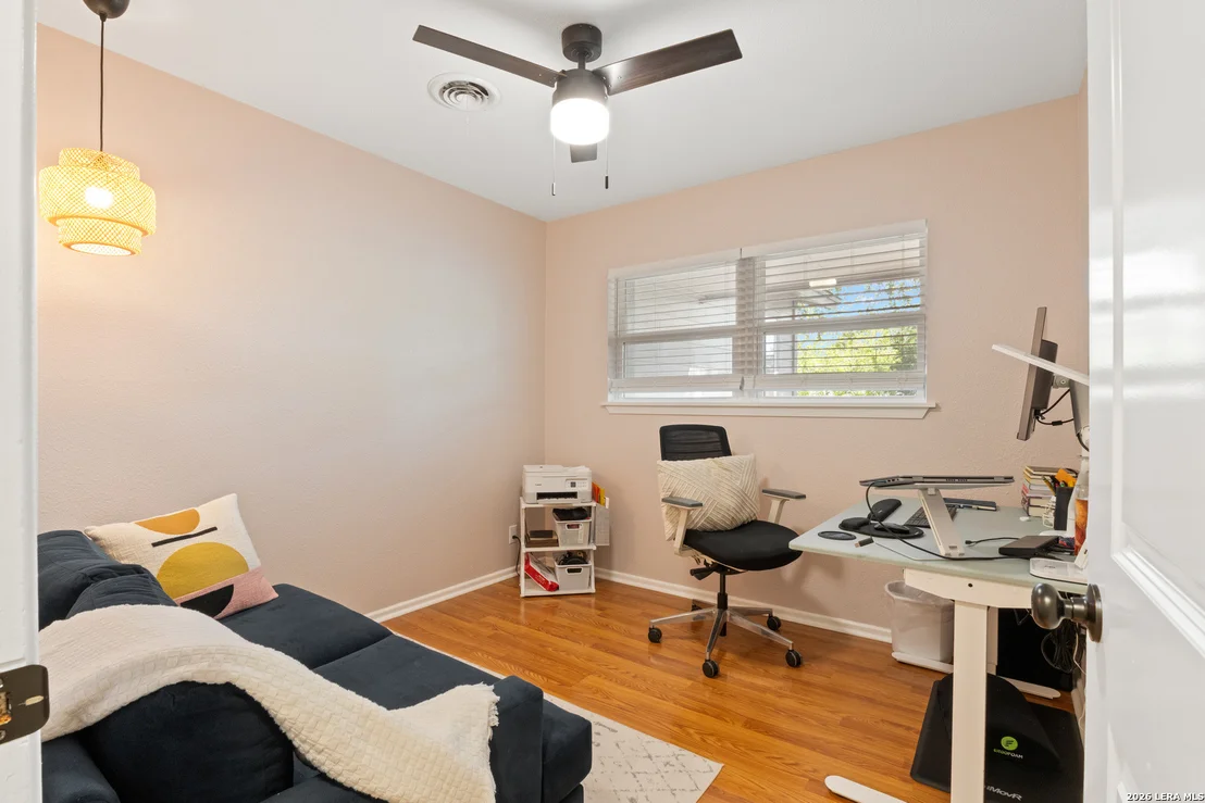 Photo of 8002 Briargate