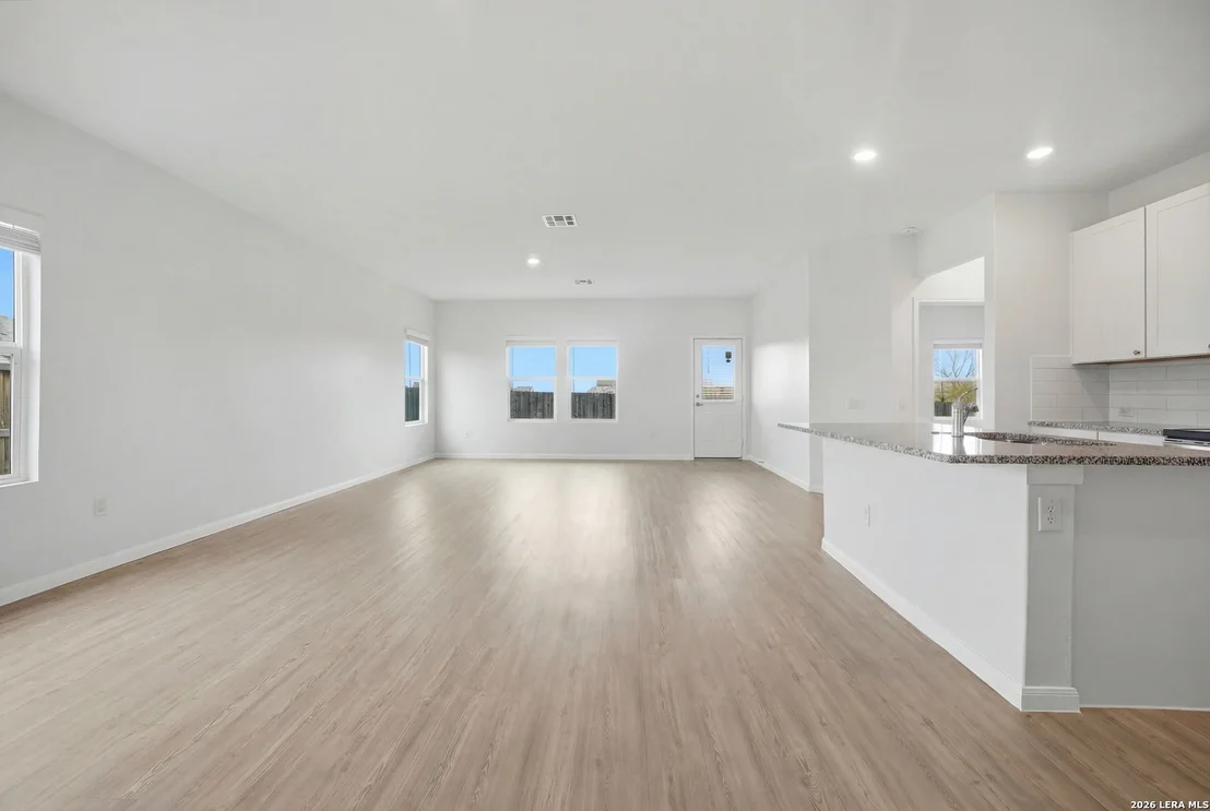 Photo of 1050 Crenshaw
