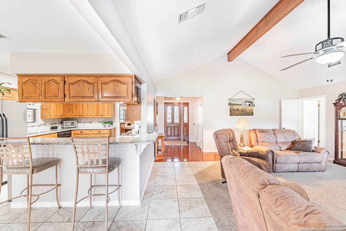 Photo of 729 Heritage Dr