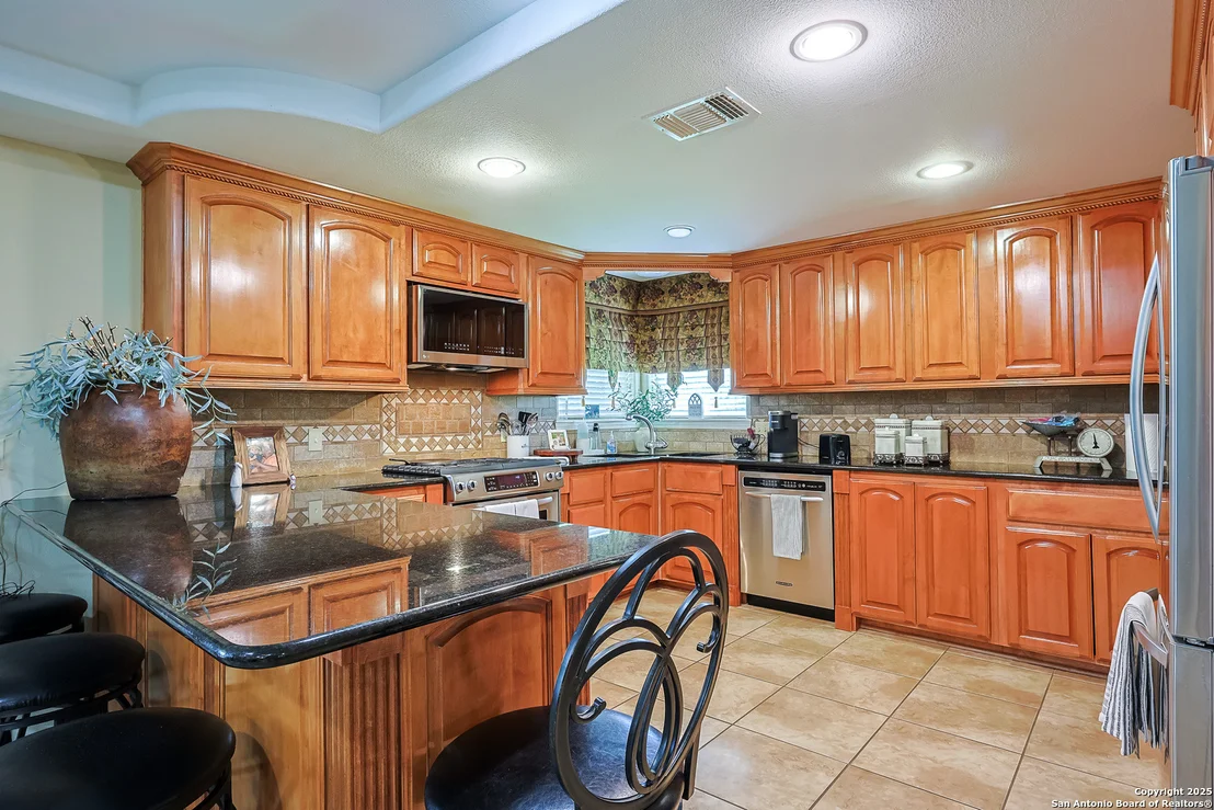 Photo of 2697 Oak Grove