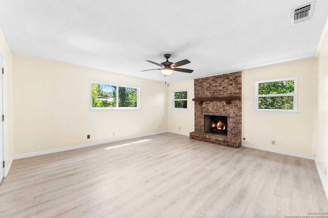Photo of 126 CREATH PL