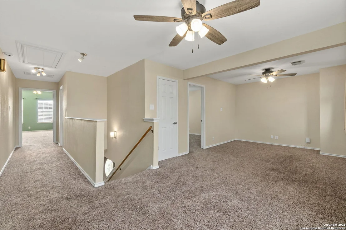 Photo of 8615 Vantage Point