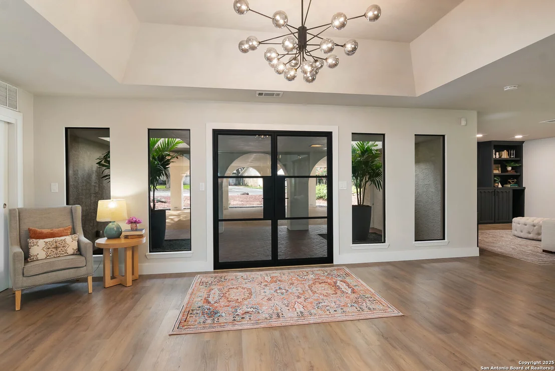 Photo of 9 Mission Trace