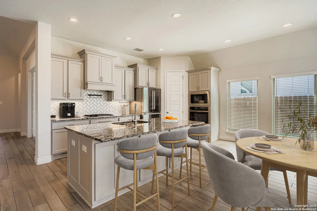 Photo of 4975 Winkler Trail