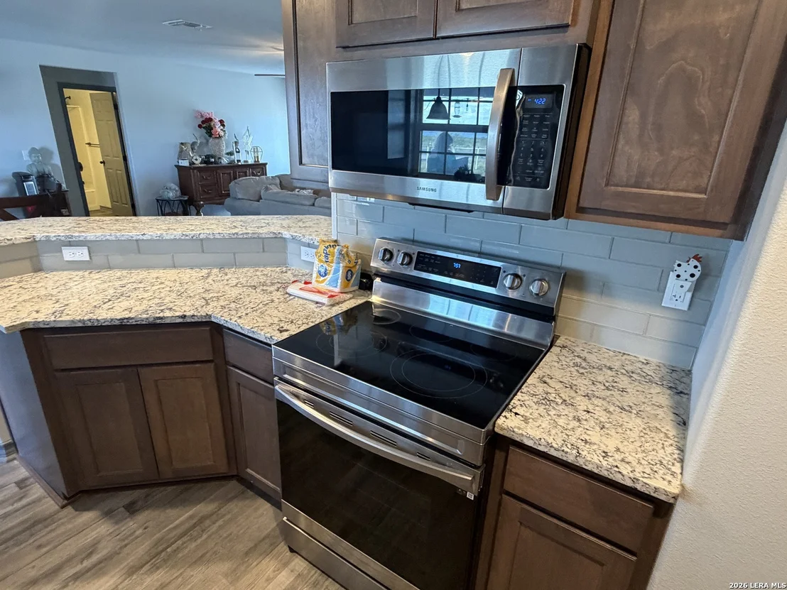 Photo of 100 Lakeview