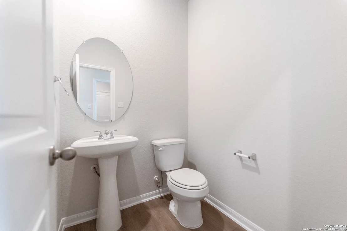 Photo of 312 Ivy Road