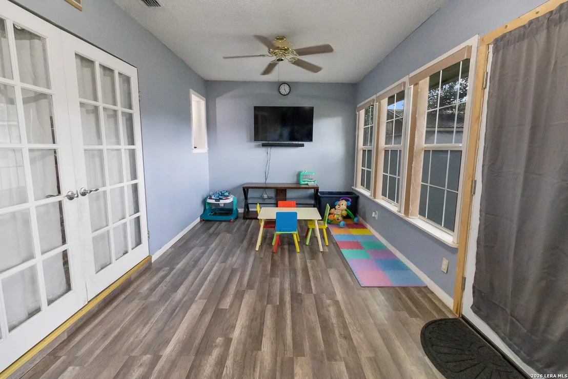 Photo of 34 Encino Loma