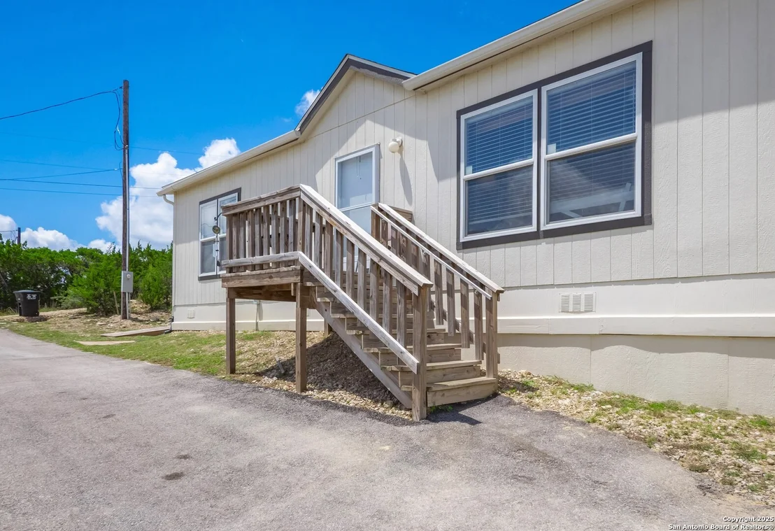 Photo of 385 Ridge Trail