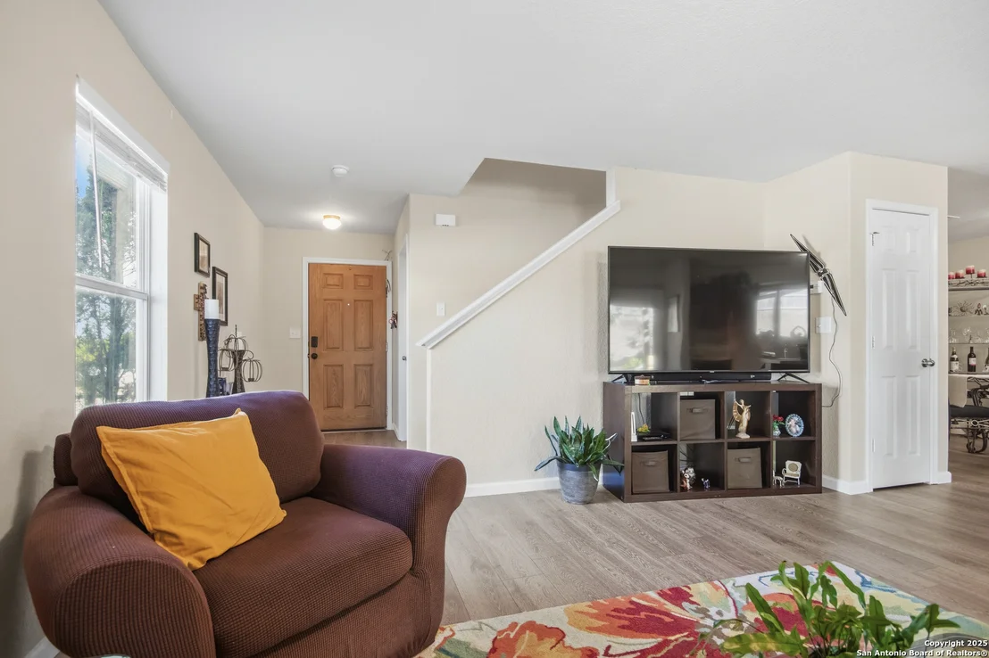 Photo of 3831 Hickory Arch
