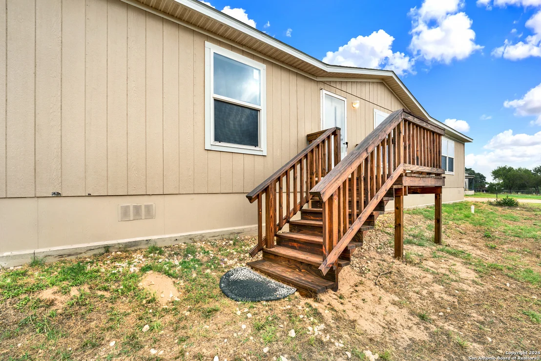 Photo of 166 COUNTY ROAD 324