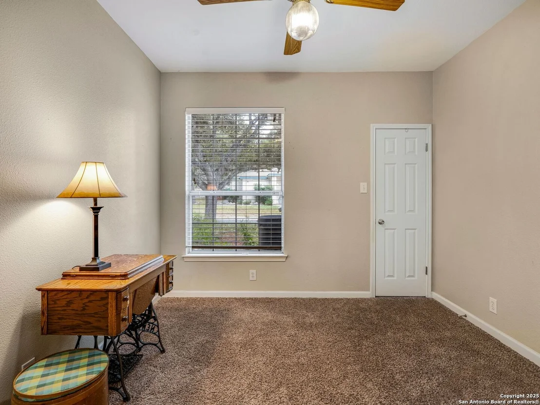 Photo of 15415 Steves Run