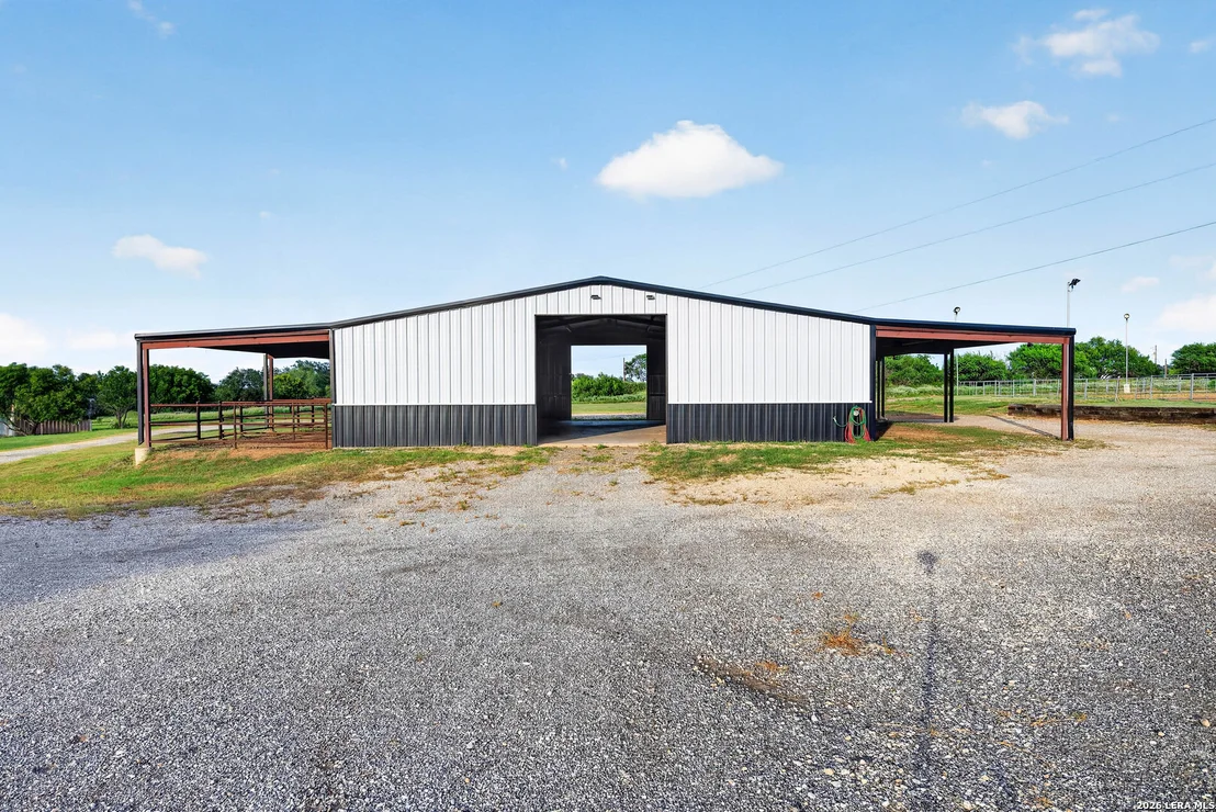 Photo of 1260 County Road 361