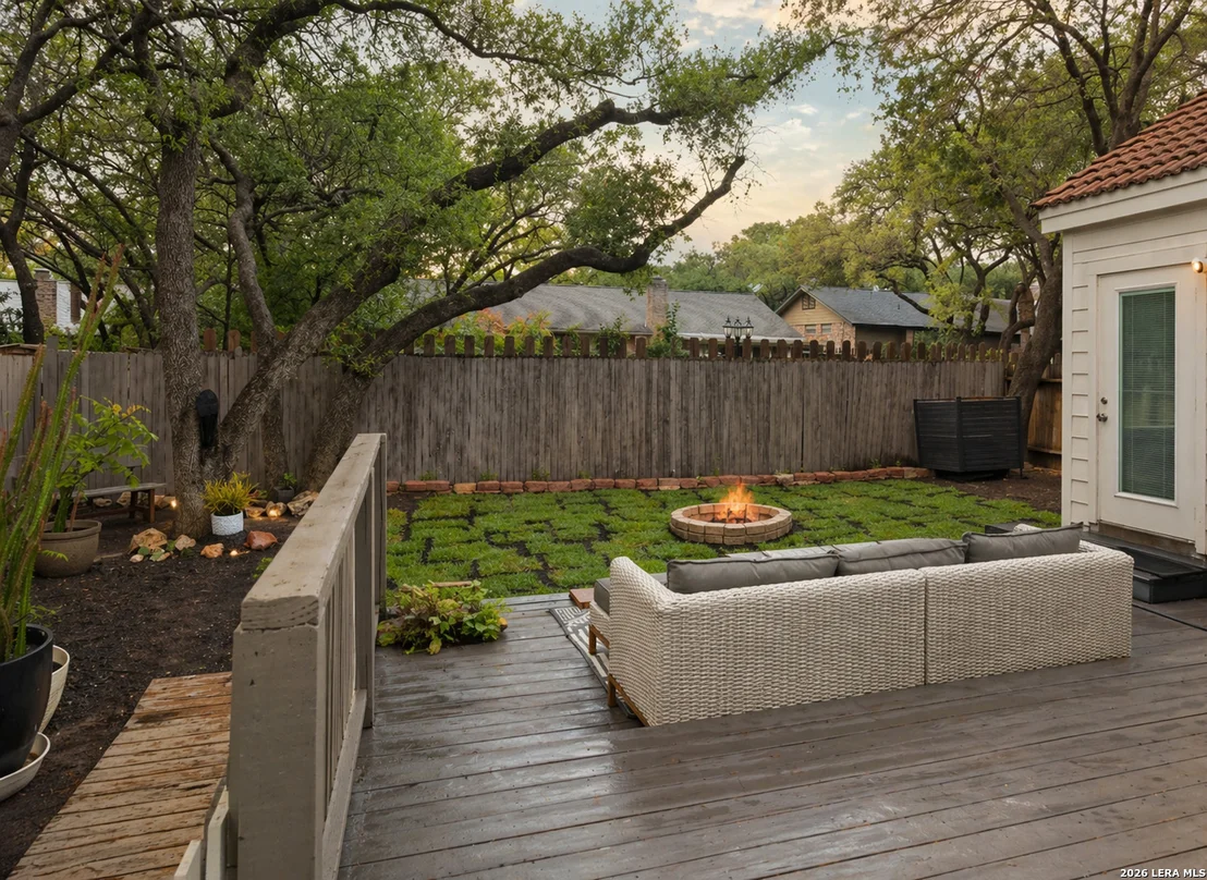 Photo of 15115 Oak Briar