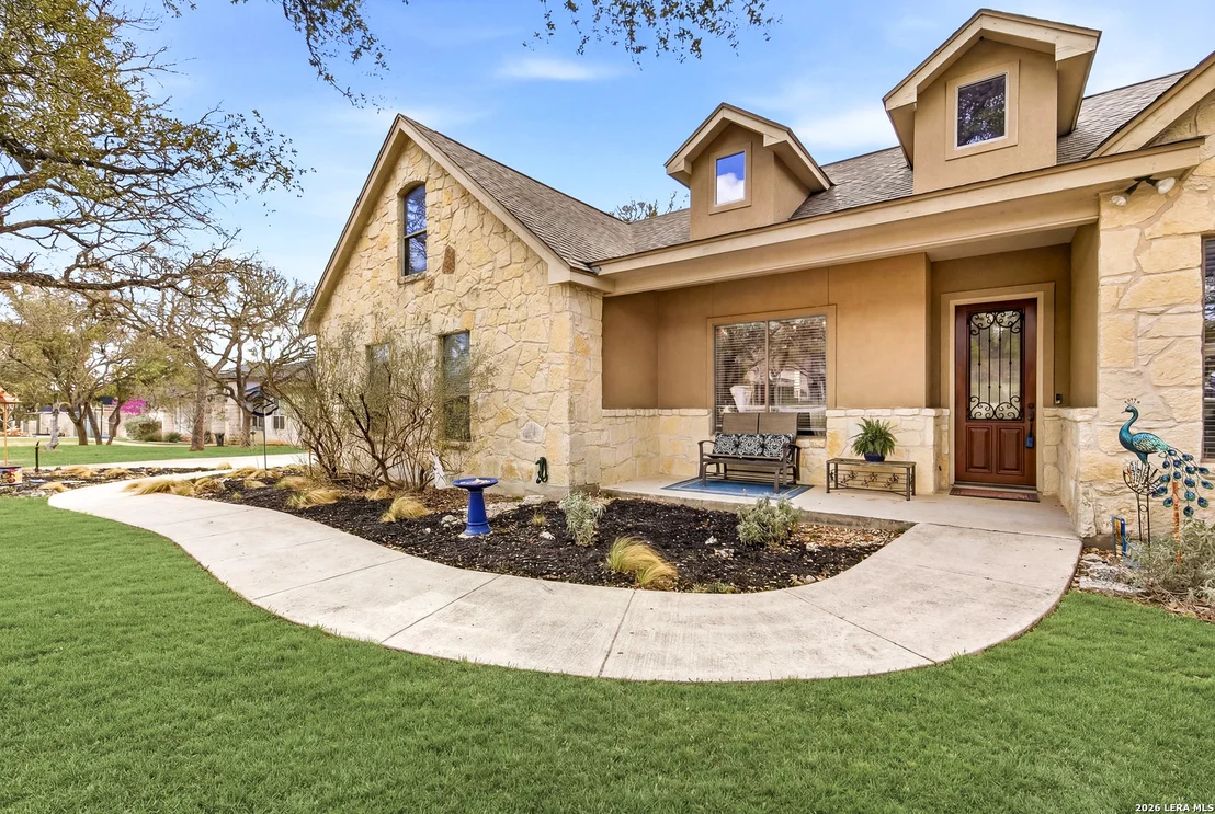 Photo of 541 Saxet Trail