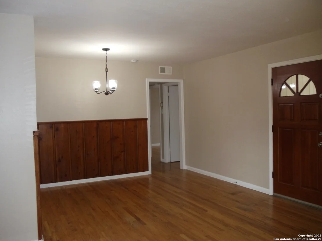 Photo of 339 Timberlane