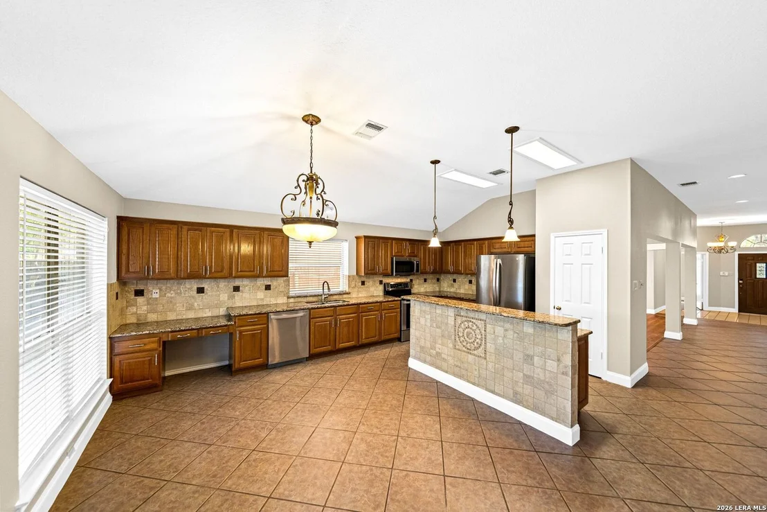 Photo of 4011 LEGEND RANCH DR