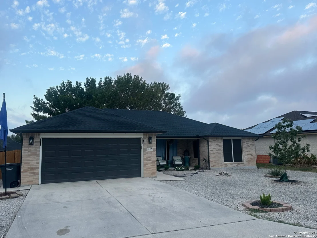 Photo of 2240 Stonehaven