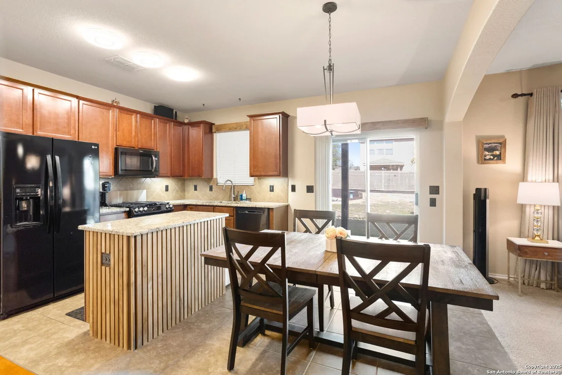 Photo of 3539 York Crest