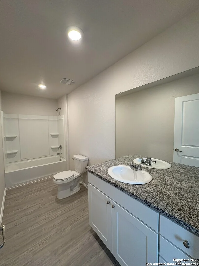 Photo of 711 Vermilion
