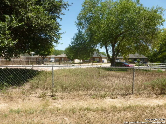 Photo of 855 S Brownleaf