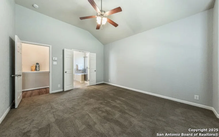 Photo of 1210 Magellan