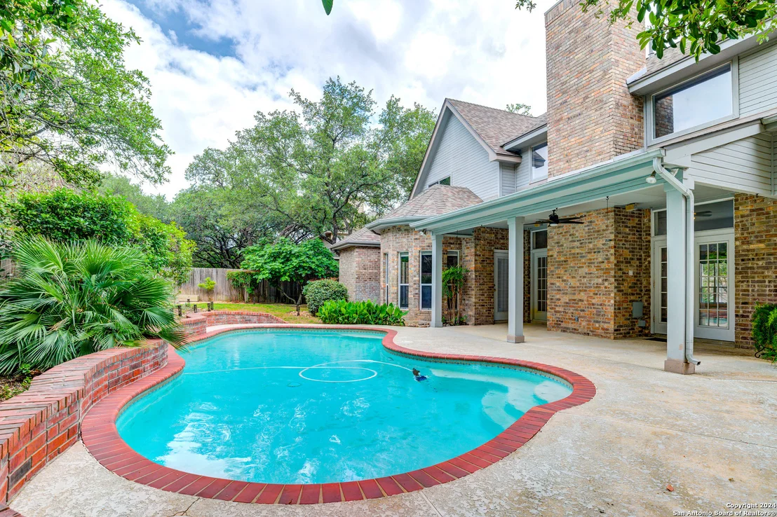 Photo of 15622 Dawn Crest