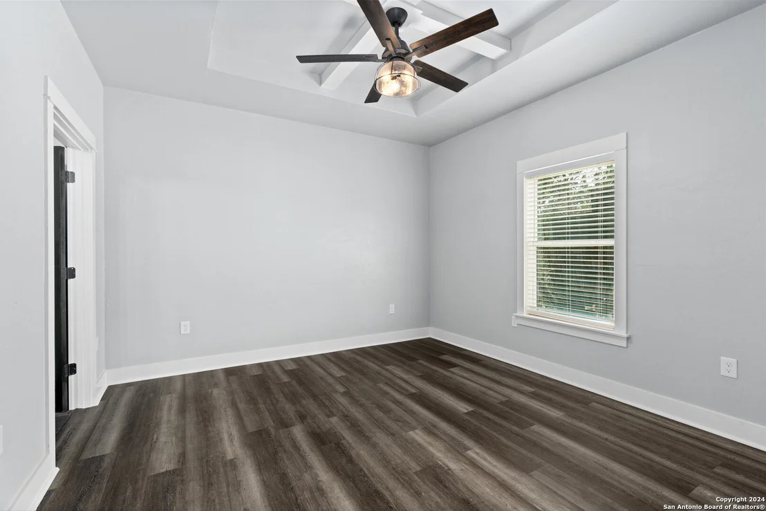Photo of 187 Remington Rd