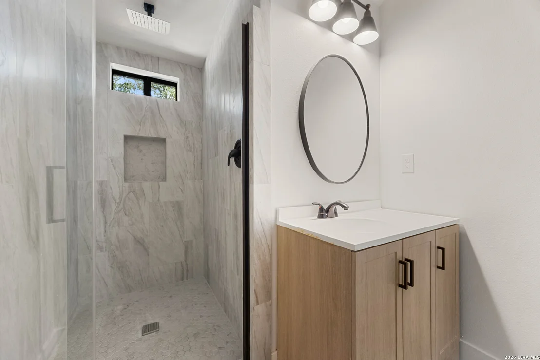 Photo of 327 RAINBOW DR