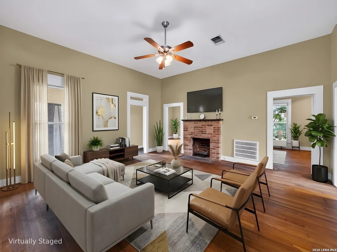 Photo of 301 Jefferson Dr