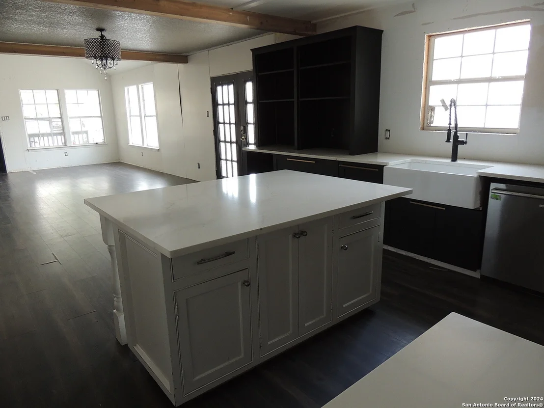Photo of 3386 Aragon Dr